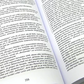 Foto von Text in einem aufgeschlagenes Buch