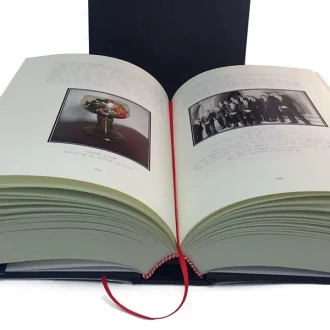Hardcover mit Leseband Hardcover mit Leseband